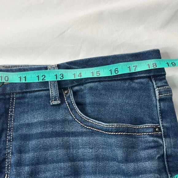 💙 BKE Buckle Women’s Bootcut Jeans Deep Blue32x29.5 Stretch Gabby Curvy Fit 💙 - Picture 9 of 15